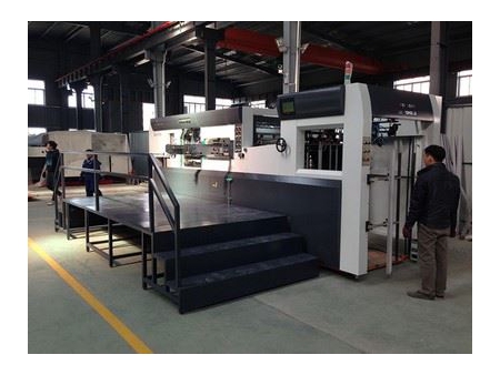 Automatic Flatbed Die Cutting Machine with Stripping (Die Cutter)
