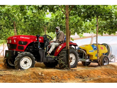 Narrow Tractor / Orchard Tractor, 45-70HP