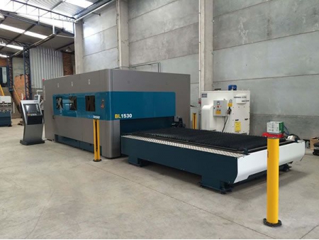 4kW Fiber Laser Cutting Machine