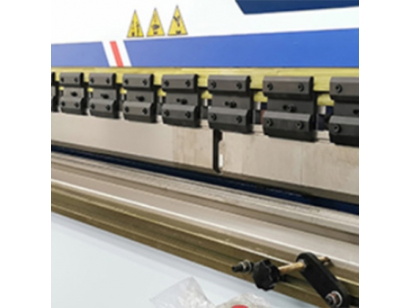 Hydraulic Press Brake