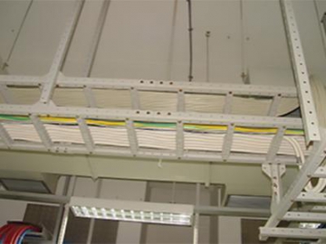 CR2 Cable Tray