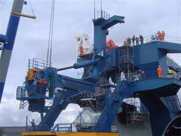 Dredger Operation and Maintenance Device