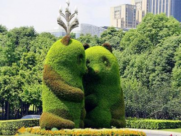 Artificial Grass Sculptures