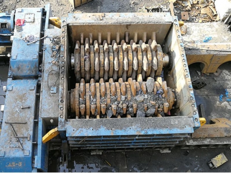 Toothed Wheel Roll Crusher