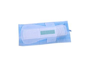 No leakage maxi pad with long wing