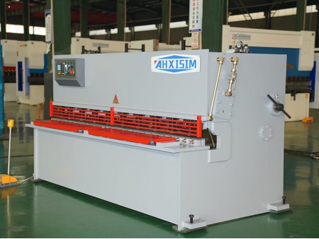 Mechanical 4-Roll Hydraulic Swing Beam Shearing Machine