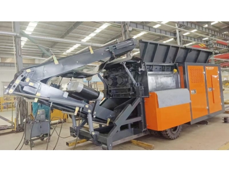 Mobile Double-Shaft Shredder