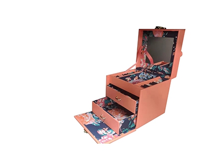 Custom Leather Boxes & Suede Boxes