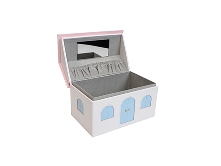 Custom Leather Boxes & Suede Boxes