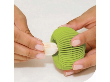 Garlic Peeler