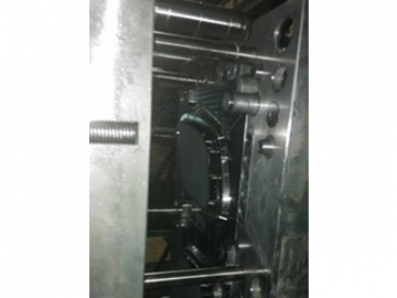 Injection Mold for Speaker Grille