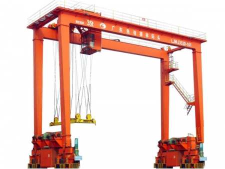 Rubber Tired Gantry Crane