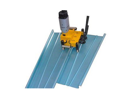 YX65-400-425 Standing Seam Roofing Machine