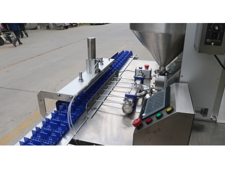 Side Injector for Pastry Filling and Injection