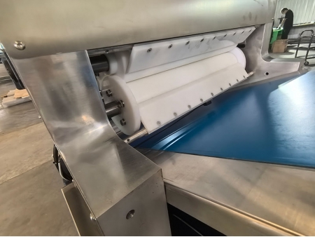 Two-Roll Dough Sheeter