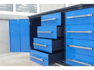 Tool Chests and Cabinets