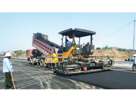 GYA9000 Asphalt Paver