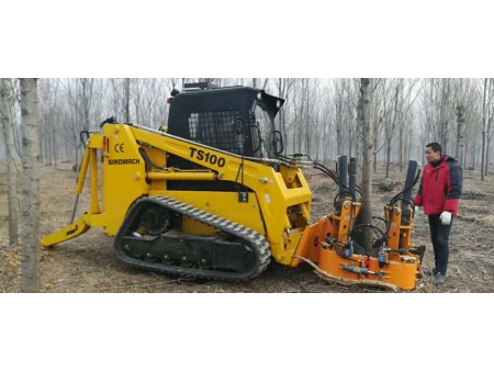 TS100 Skid Steer Loader