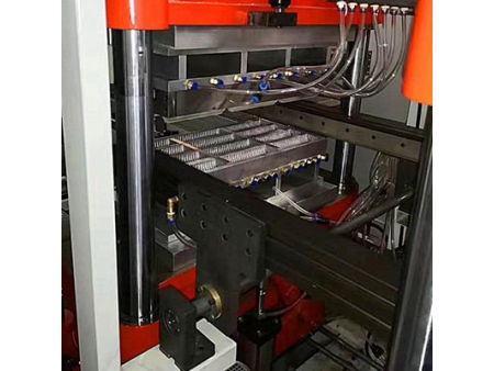 Positive and Negative Pressure Plastic Thermoforming Machine, DB-680/420
