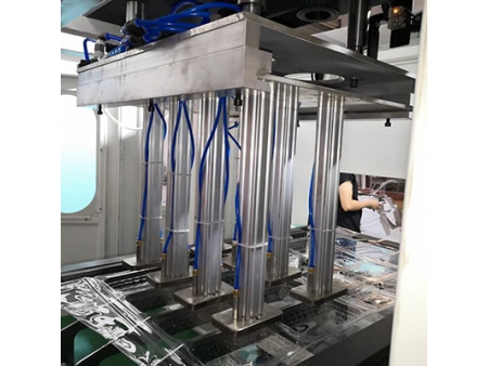 Positive and Negative Pressure Plastic Thermoforming Machine, DB-680/420
