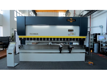 CNC Hydraulic Press Brake