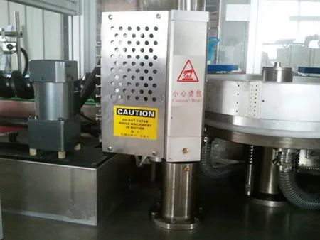 Hot Melt Glue Labeling Machine