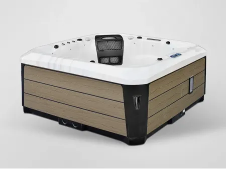 5 Person Hot Tub