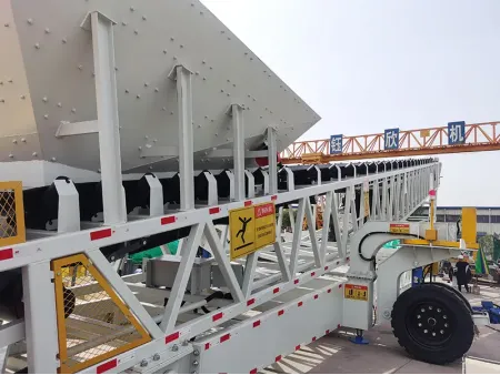 All Wheel Travel Stacker and Shiploader