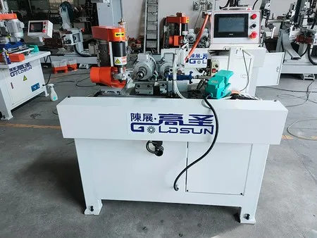 Horizontal Wood Drilling & Threaded Insert Installation Machine