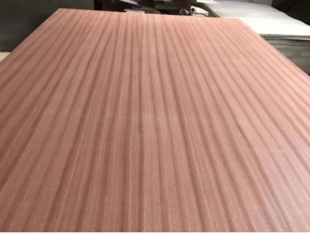 Veneered MDF/HDF