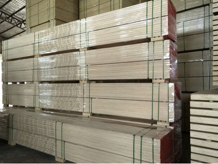 LVL Plywood   (Laminated Veneer Lumber)