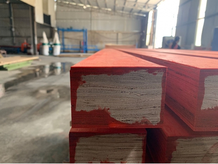 LVL Plywood   (Laminated Veneer Lumber)