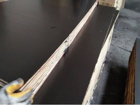 Anti-slip Film Faced Plywood