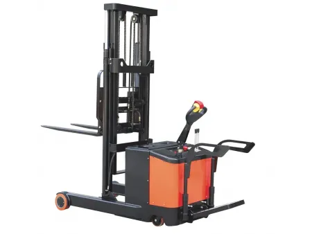 Electric Reach Truck