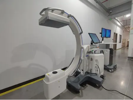 Flat Panel Detector C-Arm Machine