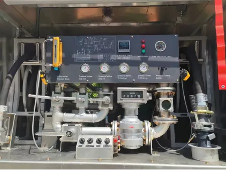 Aircraft Refueling Truck