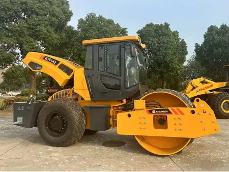 GYS142L  Single Drum Vibratory Roller / Soil Compactor