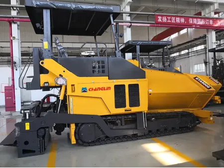 GYA9000  Track Asphalt Paver