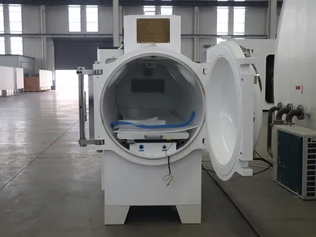 Monoplace Cylindrical Hyperbaric Oxygen Chamber