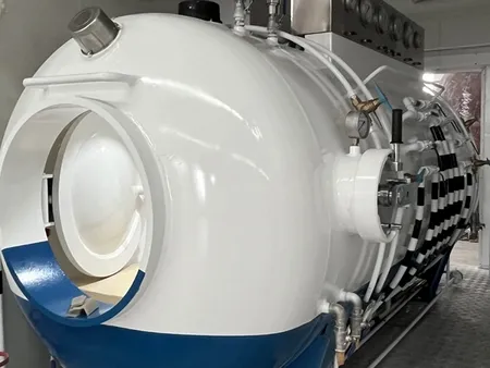 Diving Decompression Chamber