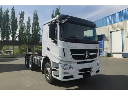6×6 Tractor Unit