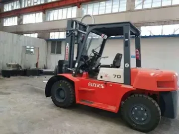 Mobile Transport Manipulator (0.6-30 ton)