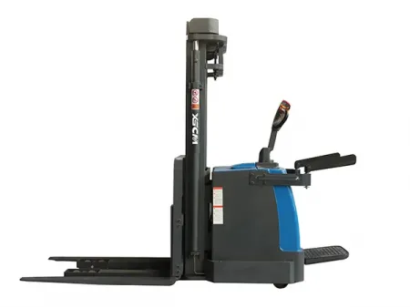 STD30N Stand-On Electric Pallet Stacker