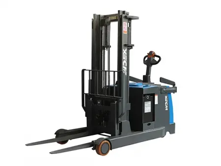 STR10E/15E/20E Stand-On Electric Reach Truck