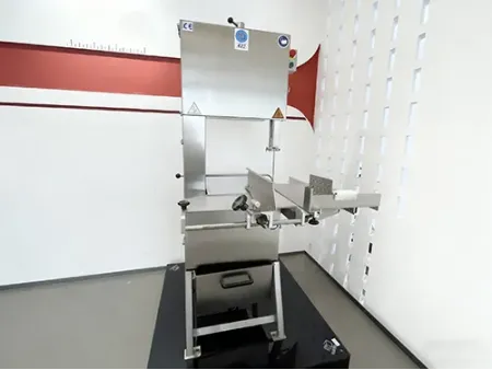 Floor-Standing Bone Saw