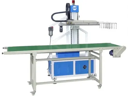 Robotic Stacker for  Plastic Cup Thermoforming Machine