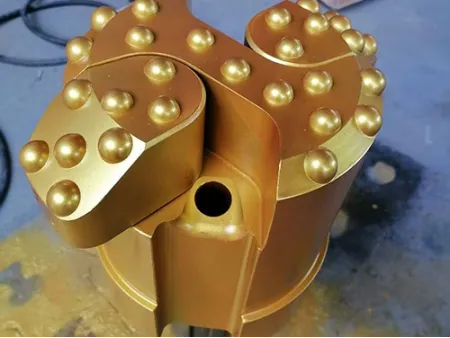 Concentric Casing Drilling System with Foot-Wings