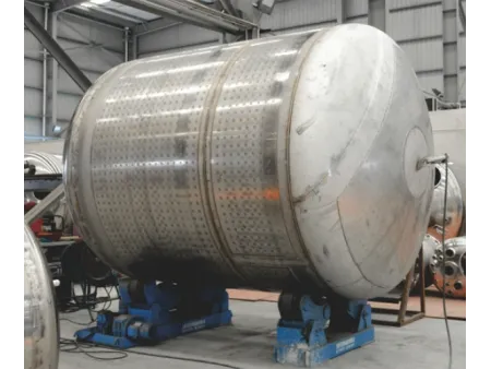 Stainless Steel Sanitary Tanks & Vessels