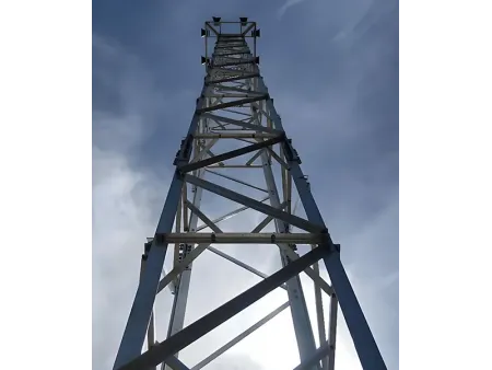 4-Legged Angular Steel Light Tower