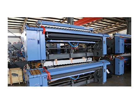 YC920 Air Jet Loom